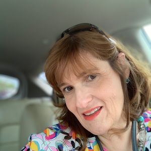 Meet your Posher, Sandra